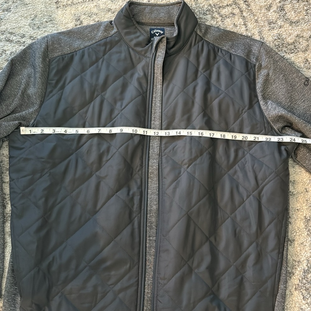 Quilted Zip-up - Picture 10 of 14